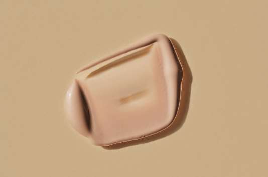 Сонцезахисний крем у міських умовах: як і коли наносити?